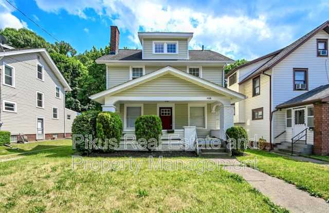 1438 34th Street NW photos photos