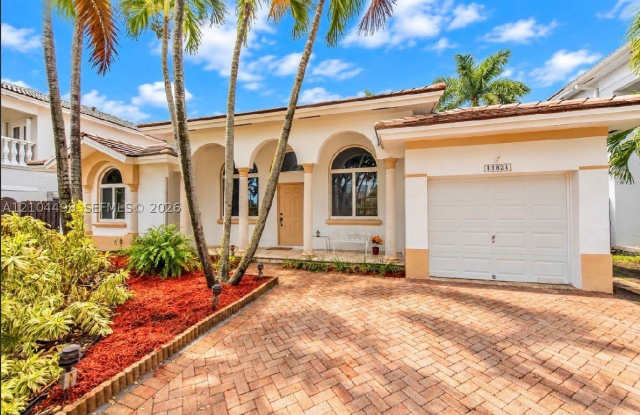 13821 SW 136th Pl Gallery 1