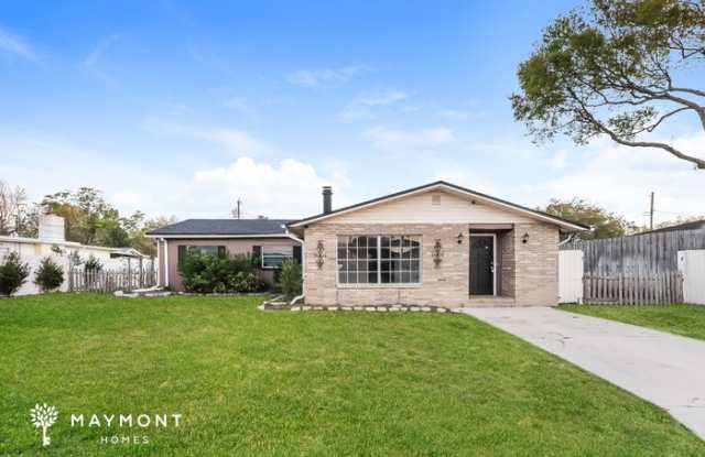 2430 Meadow Lane photos photos