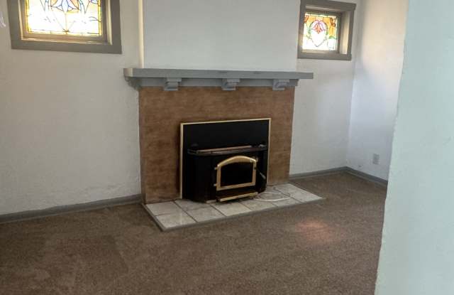 1817 East Rusk Avenue Gallery 3