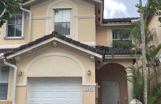 12470 SW 122nd St - 12470 Southwest 122nd Street, Three Lakes, FL 33186
