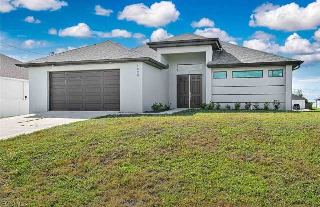 1638 NW 36th Place photos photos 1638 NW 36th Place photos photos