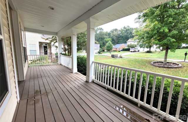 5618 Branthurst Drive Gallery 2