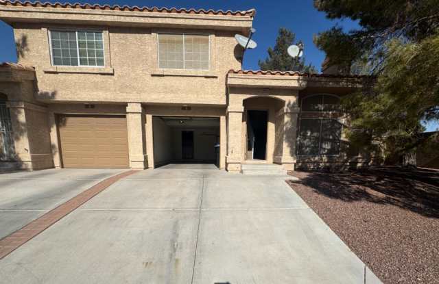 Charming 2 Bed/3Bath/1Car Townhome nestled in this beautiful Green Valley Community! photos photos