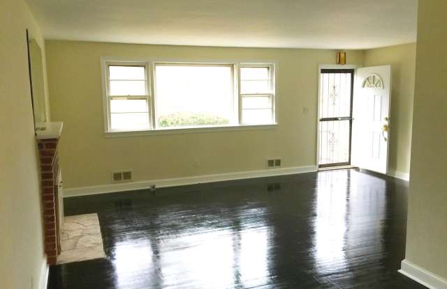 14044 BERRYVILLE ROAD Gallery 2