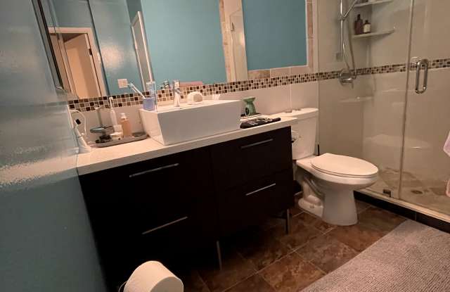 233 Boardwalk Avenue Gallery 3