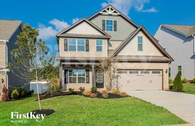 825 Walton Court photos photos
