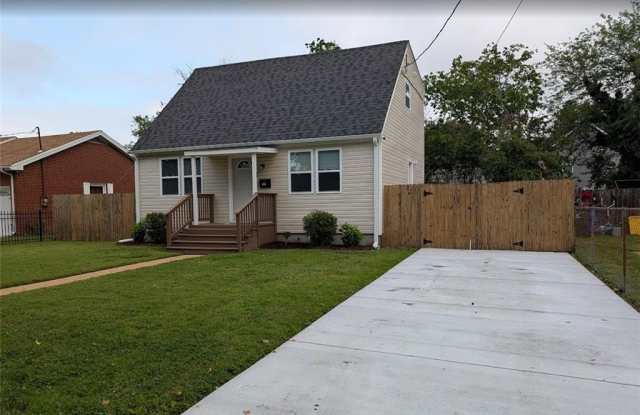 206 Woodview Avenue photos photos