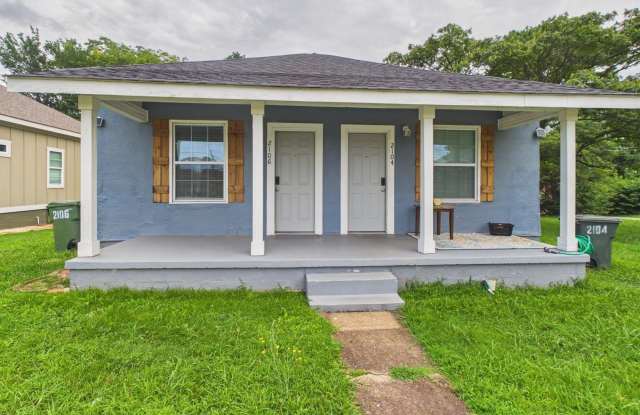 2106 Levert Street NE photos photos