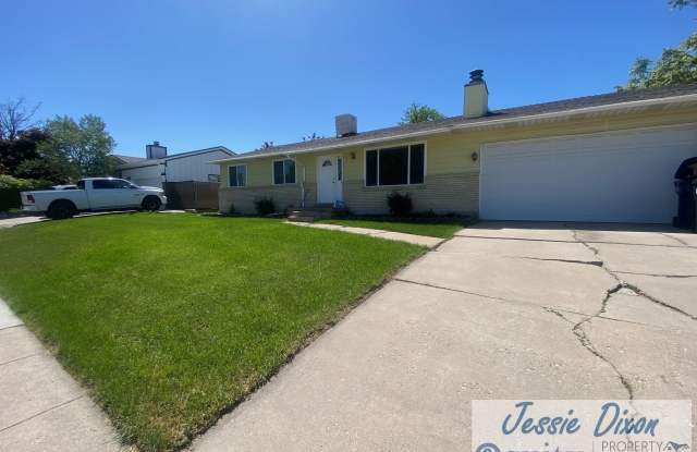 873 W 1700 S photos photos