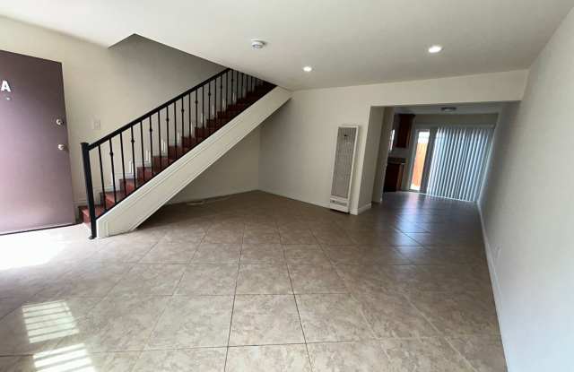 Spacious 2bed 1.5bath Apartment for Rent in Huntington Beach photos photos Spacious 2bed 1.5bath Apartment for Rent in Huntington Beach photos photos