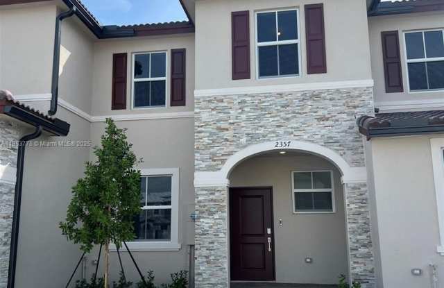 2357 NW 122nd Ter photos photos