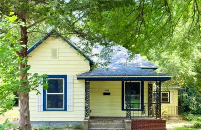 Close to Drury University and OTC! Gallery 3