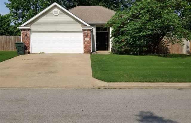 1827 Pine Crest Avenue photos photos