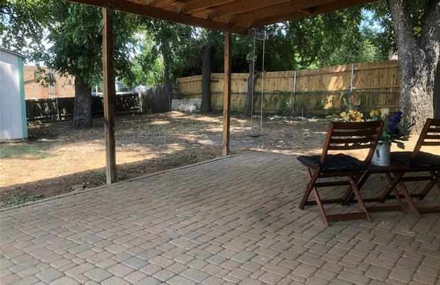 1109 Paula Drive Gallery 4