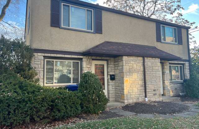 2 Bedroom Townhome in Grandview!! photos photos