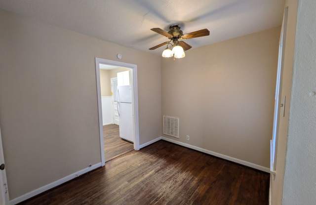 102 Amaryllis Avenue, Orange, TX 77630 Gallery 3