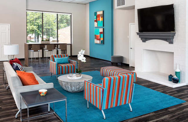 Chelsea Square Apartments Gallery 3