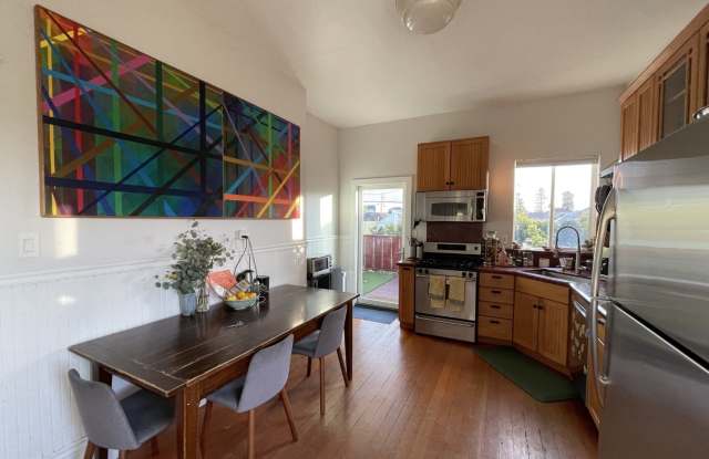 1637 16th St - 1637 16th Street, Oakland, CA 94607