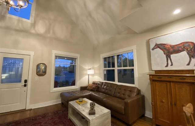1401 Bleistein Ave Gallery 3