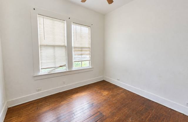 213 LAVONIA PL Gallery 3