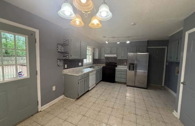 8027 Country Oaks Road Gallery 4