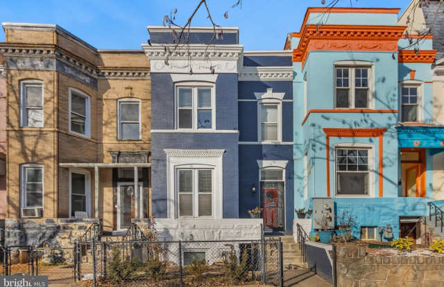 46 Q Street NE photos photos