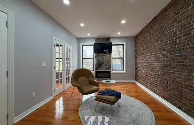 671 Flatbush Avenue photos photos