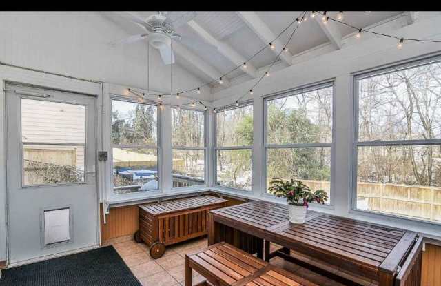 211 Summers Court Gallery 2
