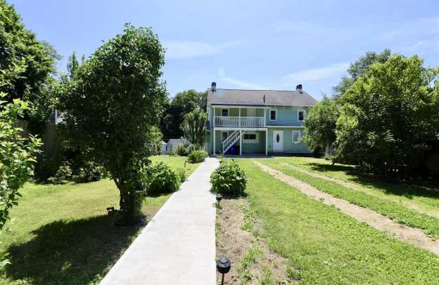 84 E Main Street - 84 East Main Street, Beacon, NY 12508