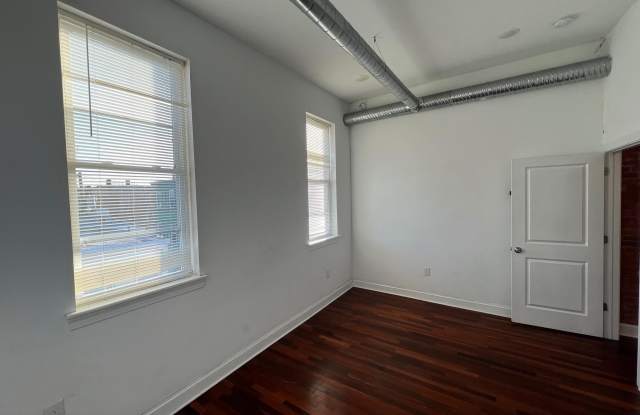 3228 W DIAMOND STREET photos photos