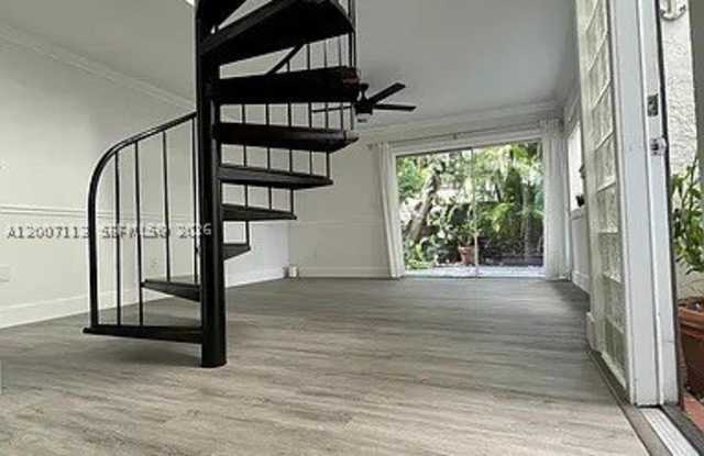 3209 Bird Ave photos photos