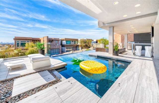 2276 Horizon Light Court Gallery 4