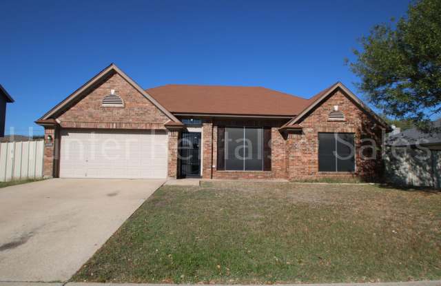 Spacious 4-Bedroom Home in Killeen photos photos