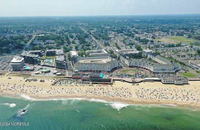 55 Melrose Terrace - 55 Melrose Terrace, Long Branch, NJ 07740