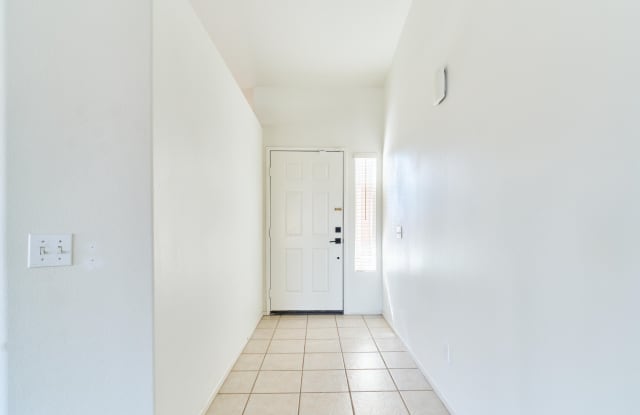 47626 Calle Diamante Gallery 4
