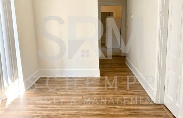 Large 3 bedroom home in West Louisville Available Now Gallery 3