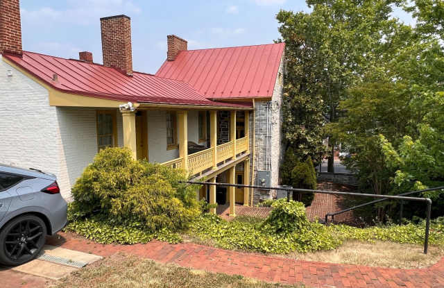 15 S BRADDOCK Street photos photos