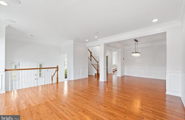 20056 NORTHVILLE HILLS Terrace Gallery 3