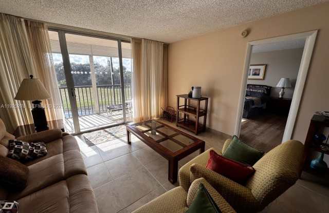 3671 Environ Blvd photos photos