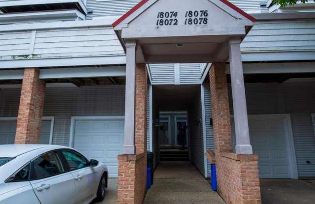 18076 Royal Bonnet Cir Gallery 1