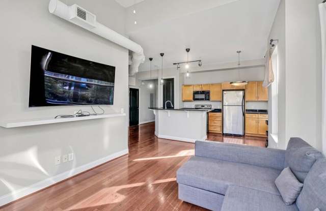 2906 Market Street - 1 Gallery 2