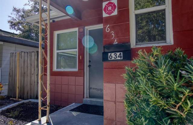 634 15 Avenue S Gallery 2