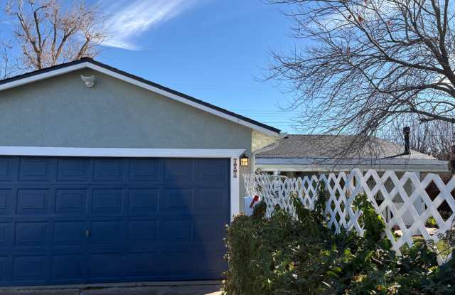 Charming Downtown Tehachapi Rental – 3 Bed | 2 Bath - 502 South Mill Street, Tehachapi, CA 93561