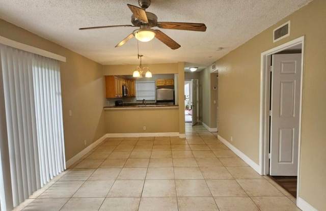 1561 Windorah Way photos photos
