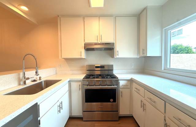 AVAILBLE NOW!!! Updated 2 Bedroom 2 Bathroom condo in Bermuda Dunes! photos photos
