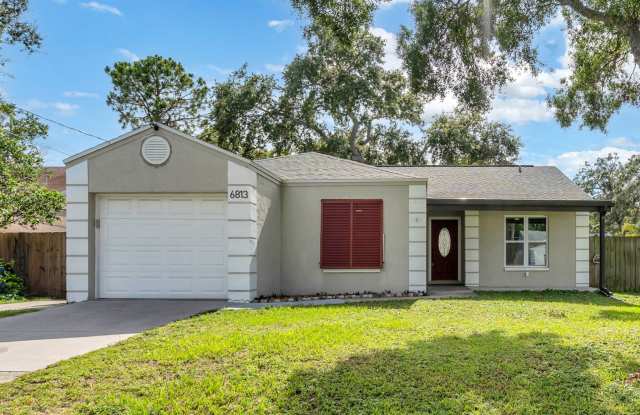 Charming South Tampa Home with Studio Shed  Backyard Retreat photos photos