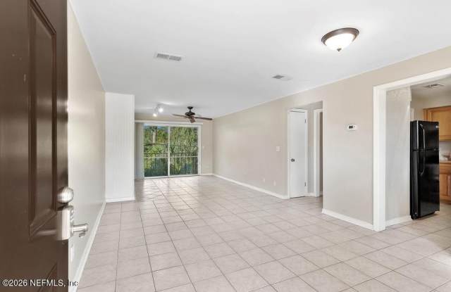 1618 EL CAMINO Road Gallery 1