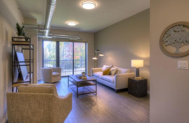 300 E Huron Unit E32 Gallery 4