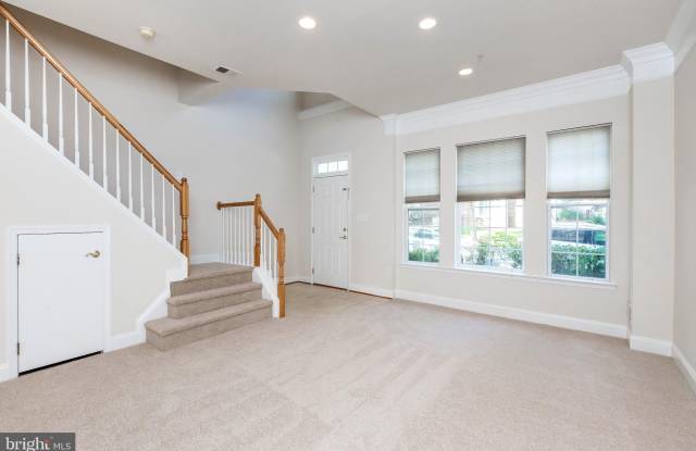 13031 TOWN COMMONS DRIVE Gallery 4
